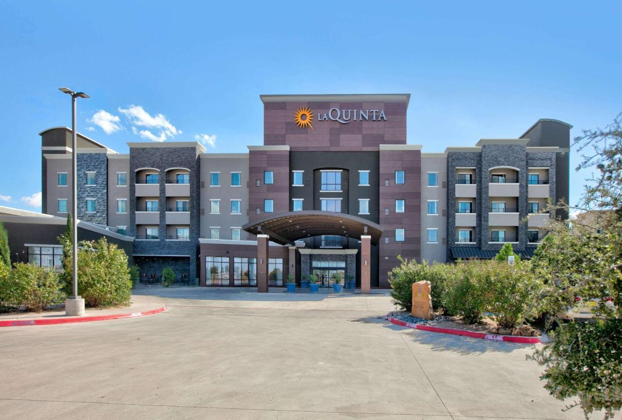 La Quinta Inn & Suites By Wyndham Lubbock Southwest Dış mekan fotoğraf