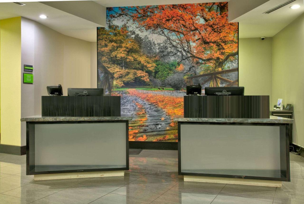La Quinta Inn & Suites By Wyndham Lubbock Southwest Dış mekan fotoğraf