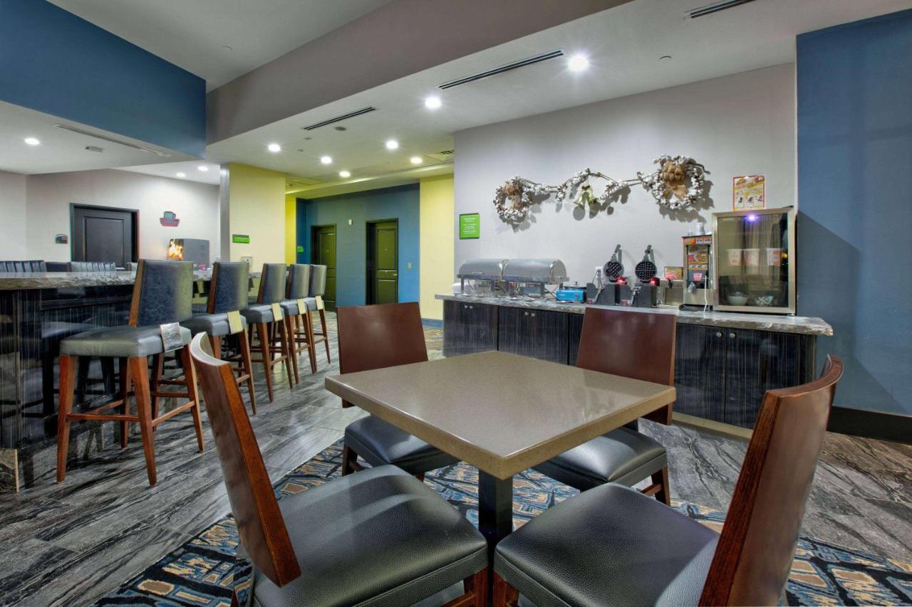 La Quinta Inn & Suites By Wyndham Lubbock Southwest Dış mekan fotoğraf